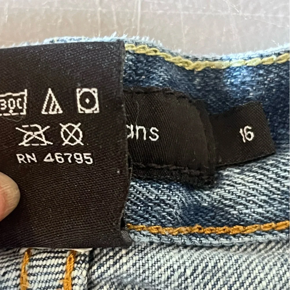 Vintage Calvin Klein Jeans Juniors Size 12 Denim Eagle On Back Pocket Retro Y2K